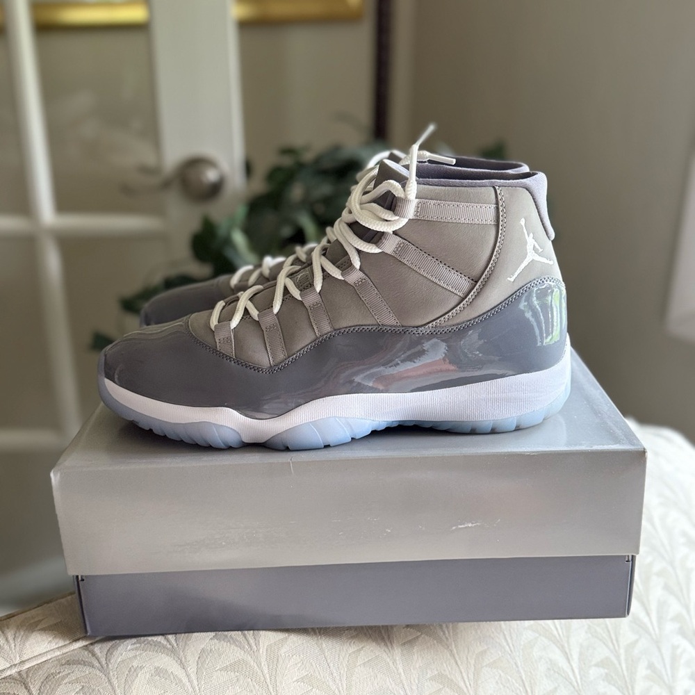 Jordan Athletic Shoes - Gray and White